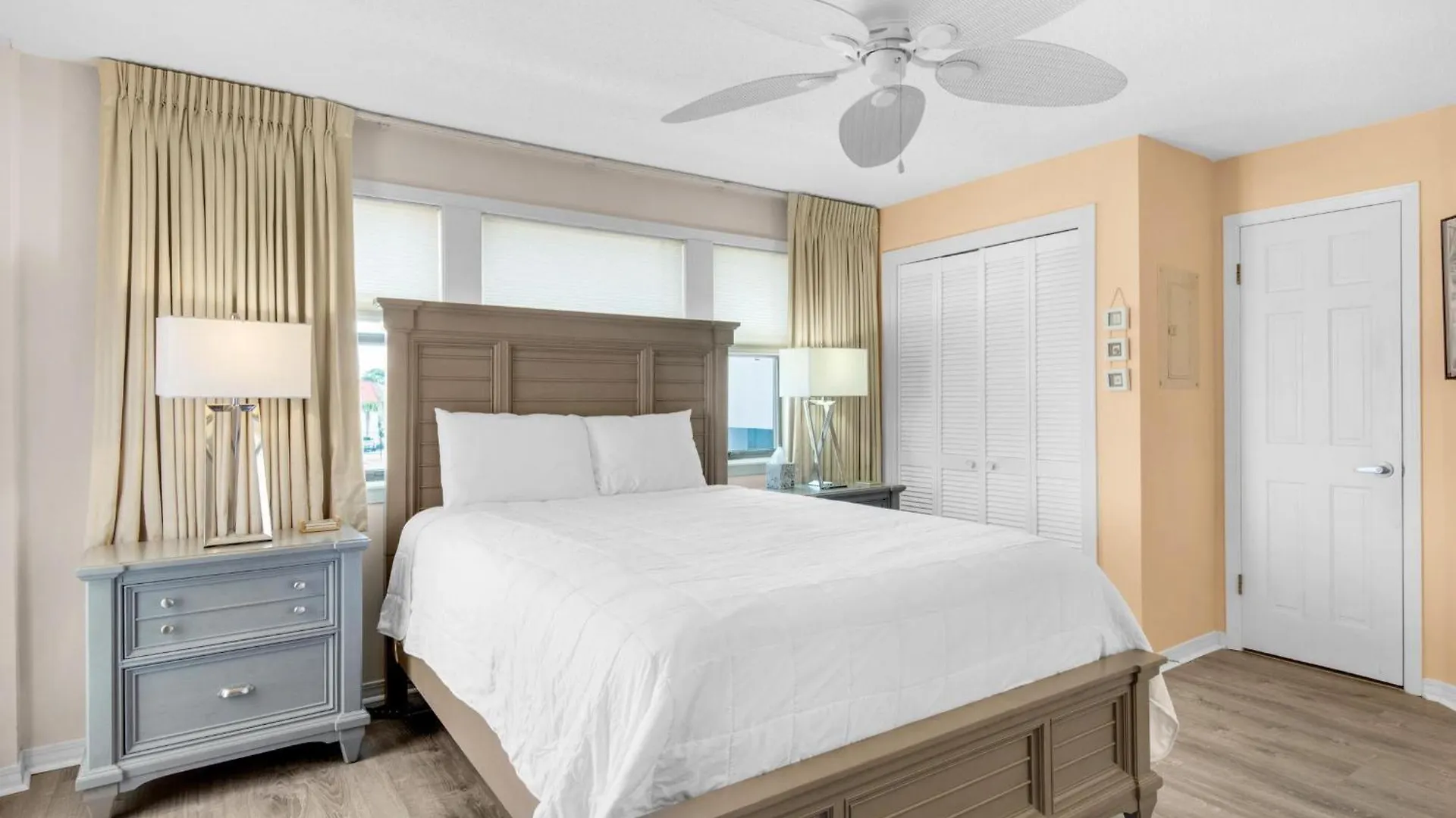 Holiday home St Thomas Square Villa 1211C Beach Bumz Panama City Beach