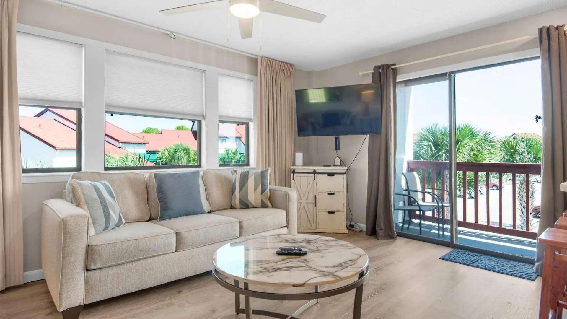 St Thomas Square Villa 1211C Beach Bumz Panama City Beach